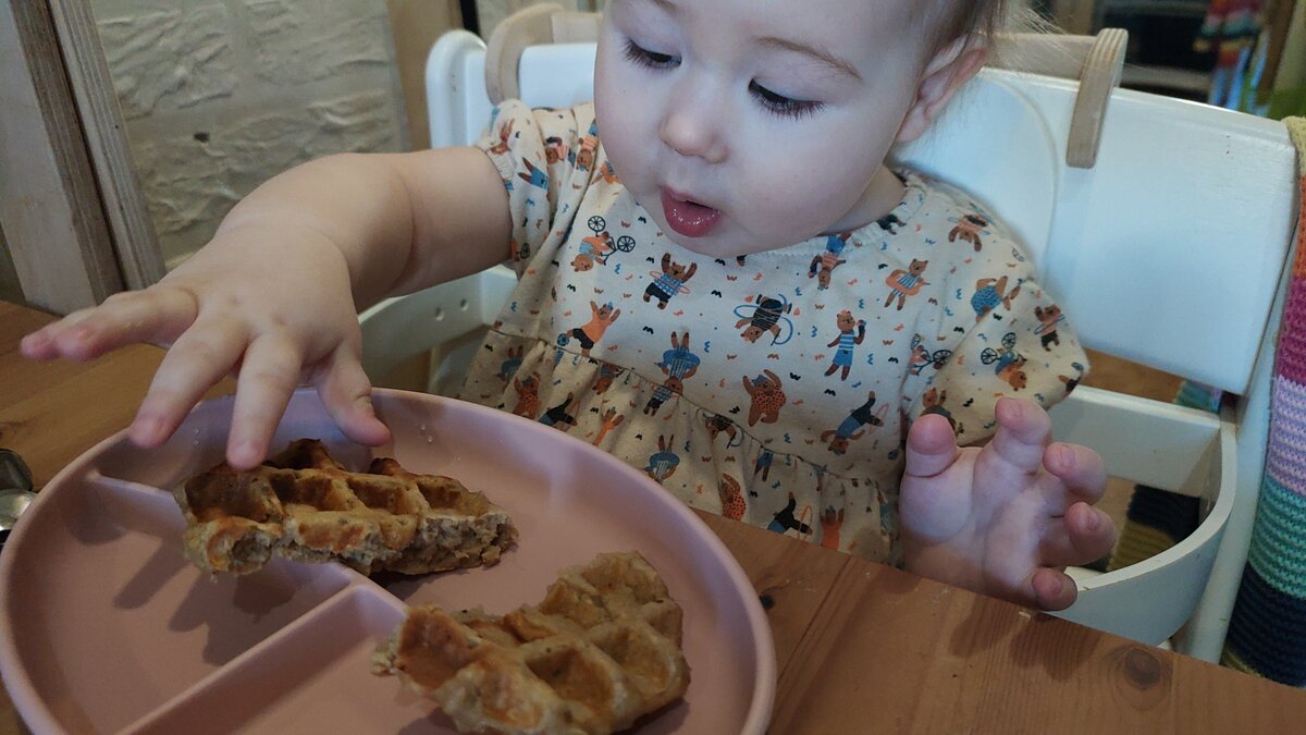 Сегодня вафли на завтрак готовили из банана