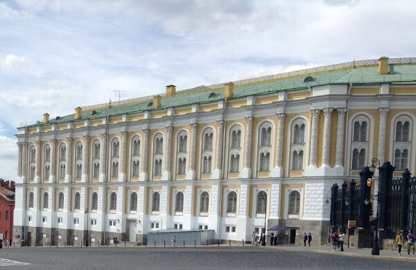 В Оружейной палате хранится уникальное собрание древних государственных регалий