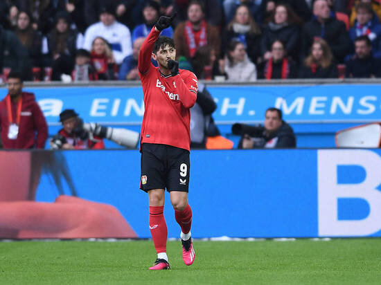     Сердар Азмун. Фото: IMAGO/Revierfoto/www.imago-images.de/globallookpress.com