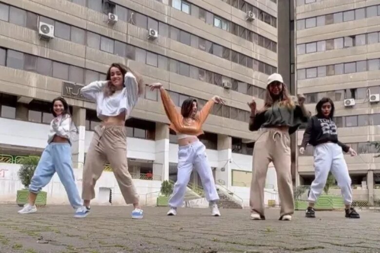 вирусный танец