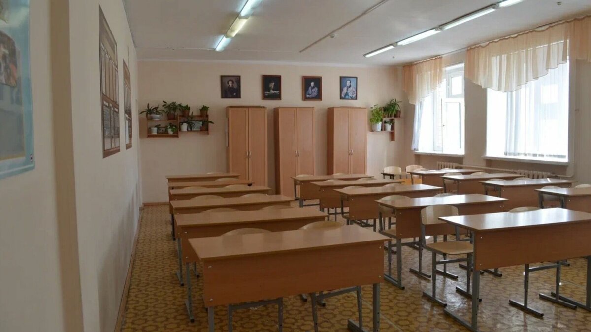     В Татарстане приняли план мероприятий по обновлению материально-технической базы образовательных организаций в рамках федерального проекта «Успех каждого ребенка». Соответствующее постановление подписал премьер-министр региона Алексей Песошин.