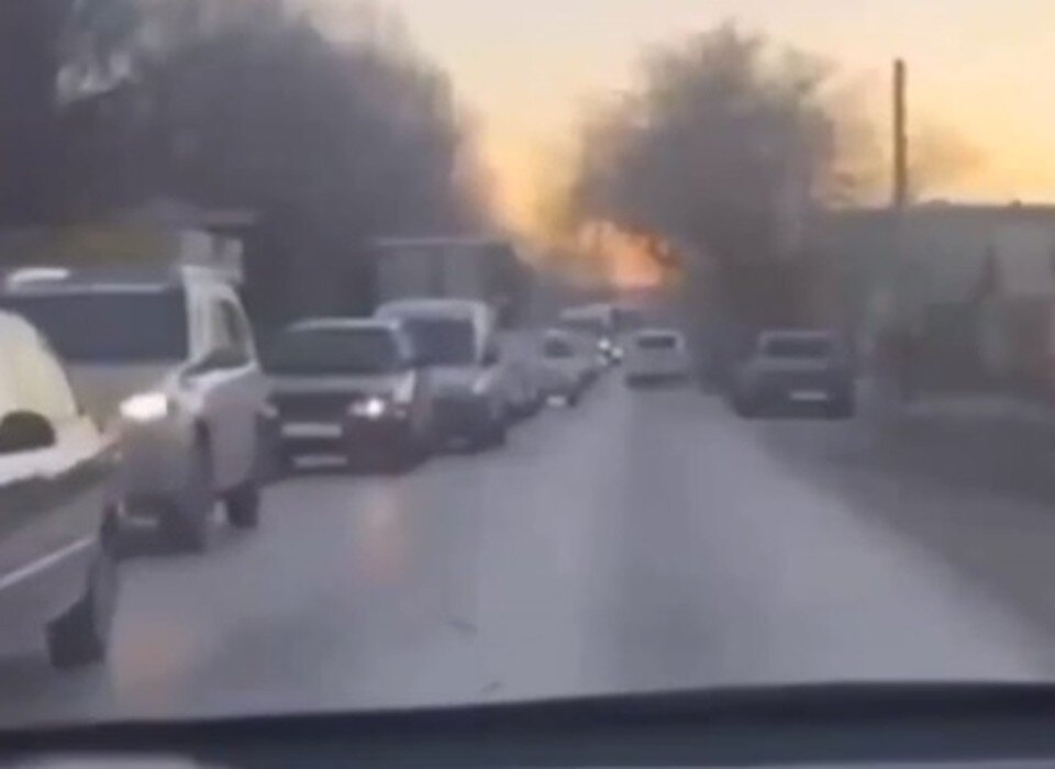     Кадр с видео vk.com/podslushano34vlg