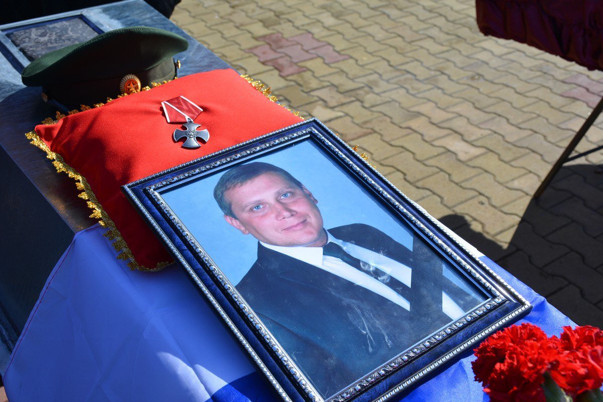    В Гае простились с погибшими в ходе СВО Сергеем Кармановым и Дмитрием Власовым Белов Михаил Александрович