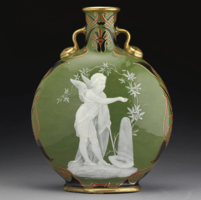 ������ �����. ������, Minton, 1872. ������-������� ����������� ���� Sotheby's. ��. ������ URL: https://www.sothebys.com/en/auctions/ecatalogue/2008/19th-century-furniture-sculpture-ceramics-silver-and-works-of-art-n08427/lot.45.html