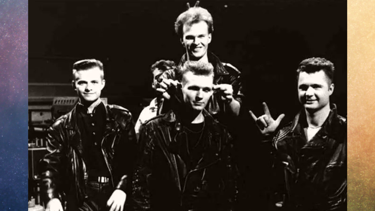 Группа технология нажми на кнопку 1991. Группа технология 91год. Группа технология человек. Группа технология человек. Технология группа 1990.