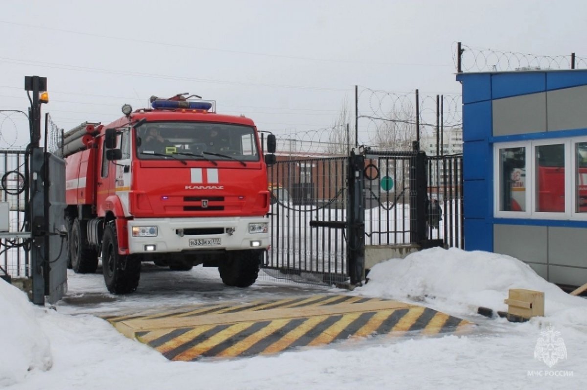    На электроподстанции Тушинского машиностроительного завода произошел пожар