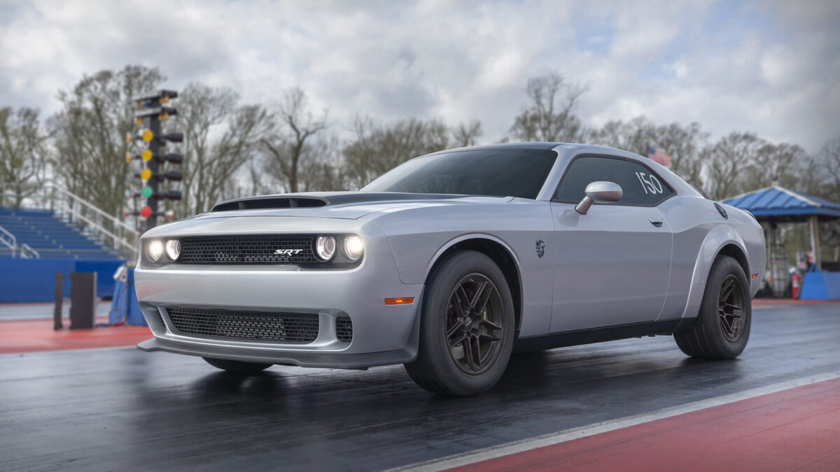    Dodge Challenger SRT Demon 170. Фото Stellantis