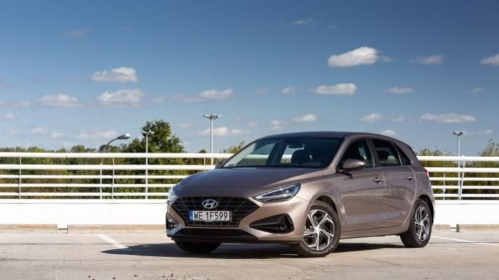      Hyundai i30 хэтчбек