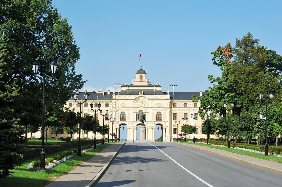 Константиновский парадный дворец в Стрельне