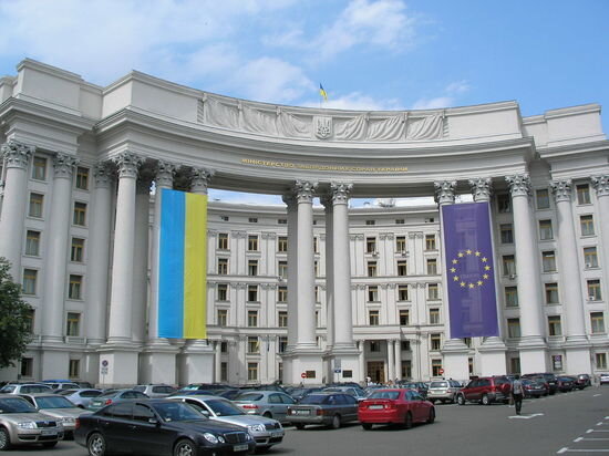     здание мид украины / ru.wikipedia.org