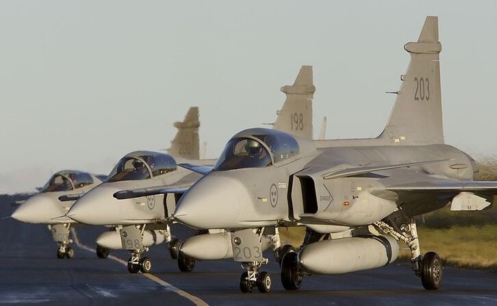 Истребители  Saab JAS 39 Gripen. Источник: Яндекс.Картинки