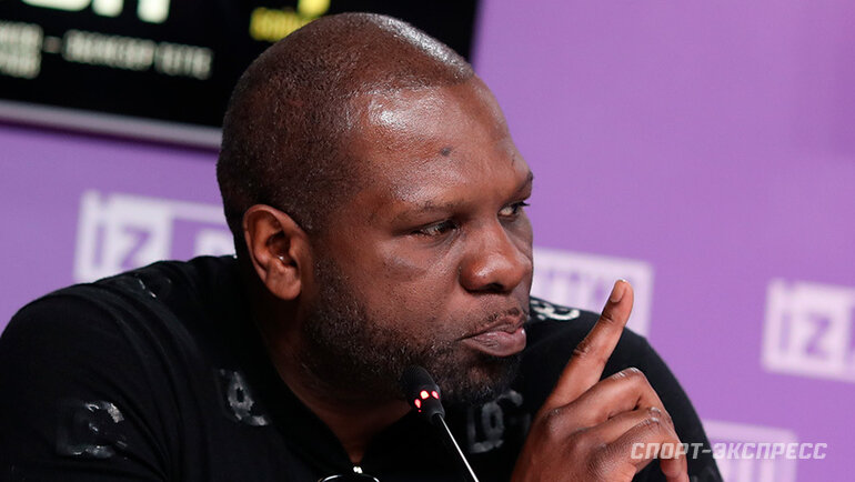    Кевин Джонсон.Александр Федоров