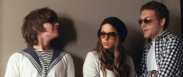 "Одноклассники", 2010 г., реж. Сергей Соловьёв. Стёпа — Аристарх Венес, Она — Софья Карпунина, Федя — Константин Крюков