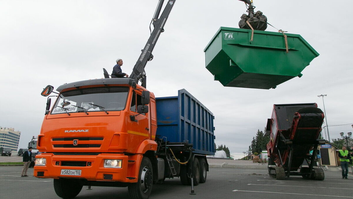     Предприниматели жалуются на повышение платы за вывоз мусора из-за перехода на нормативную тарификацию, сообщили в пресс-службе Думы Ставрополья.