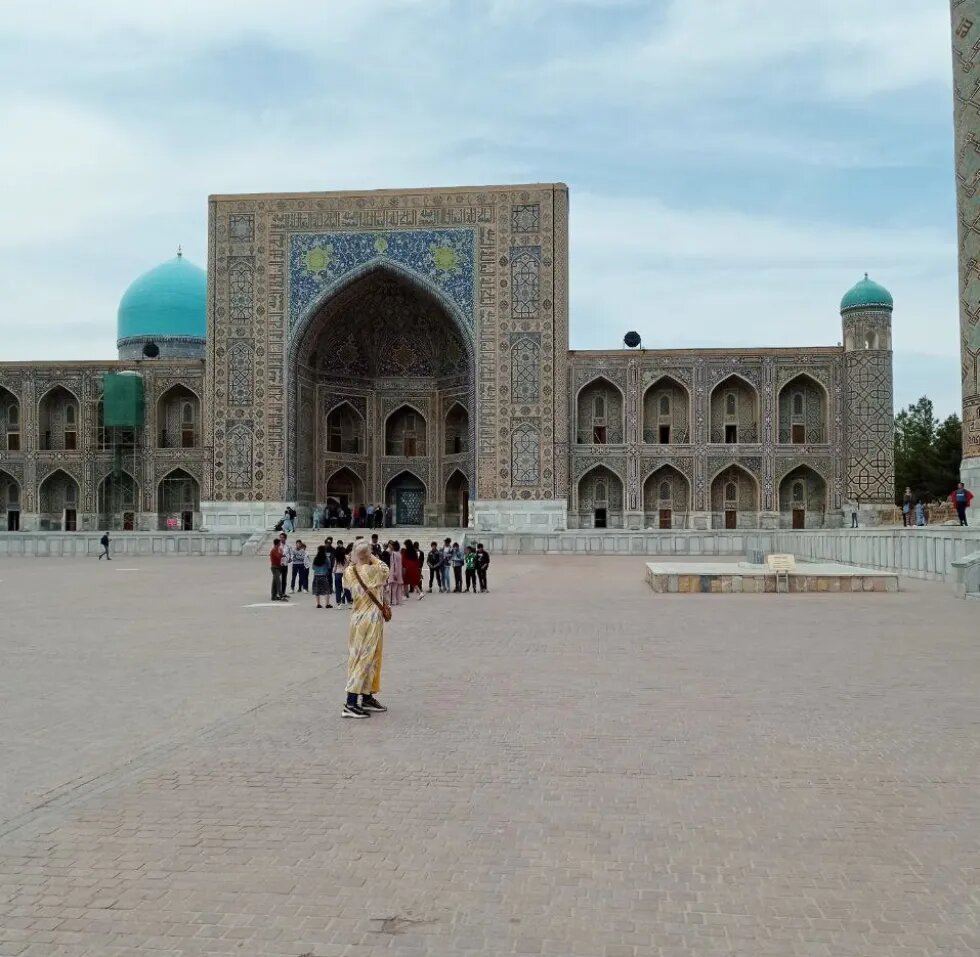 узбекистан колорит. шахи зинда достопримечательности самарканда. узбекистан в ноябре. окилов самарканд. ходжа исмаил самарканд.
