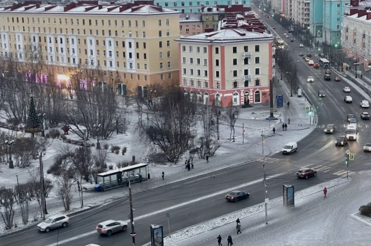 Социальная в мурманске. Теплые остановки Мурманск. Мурманск автомобили 1930-х годов.