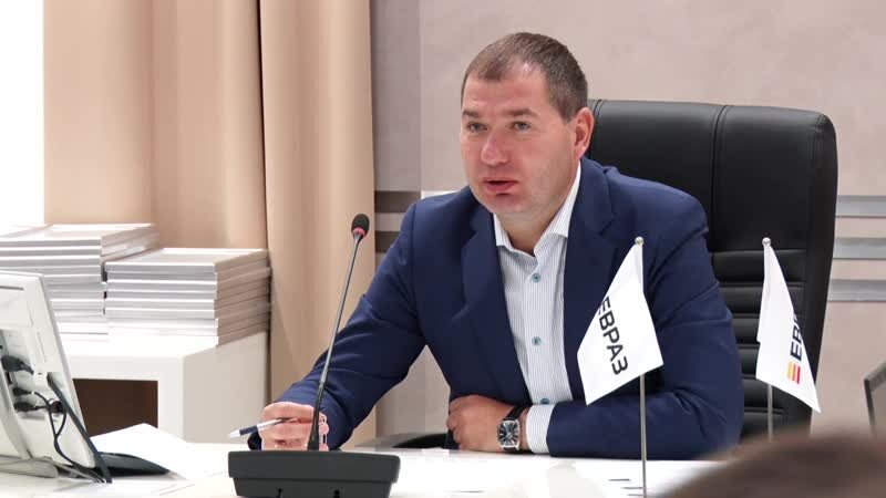  Денис Новоженов 