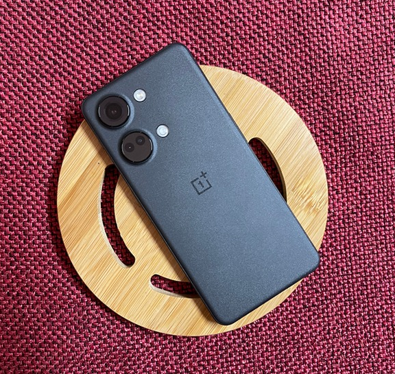 OnePlus Ace 2V