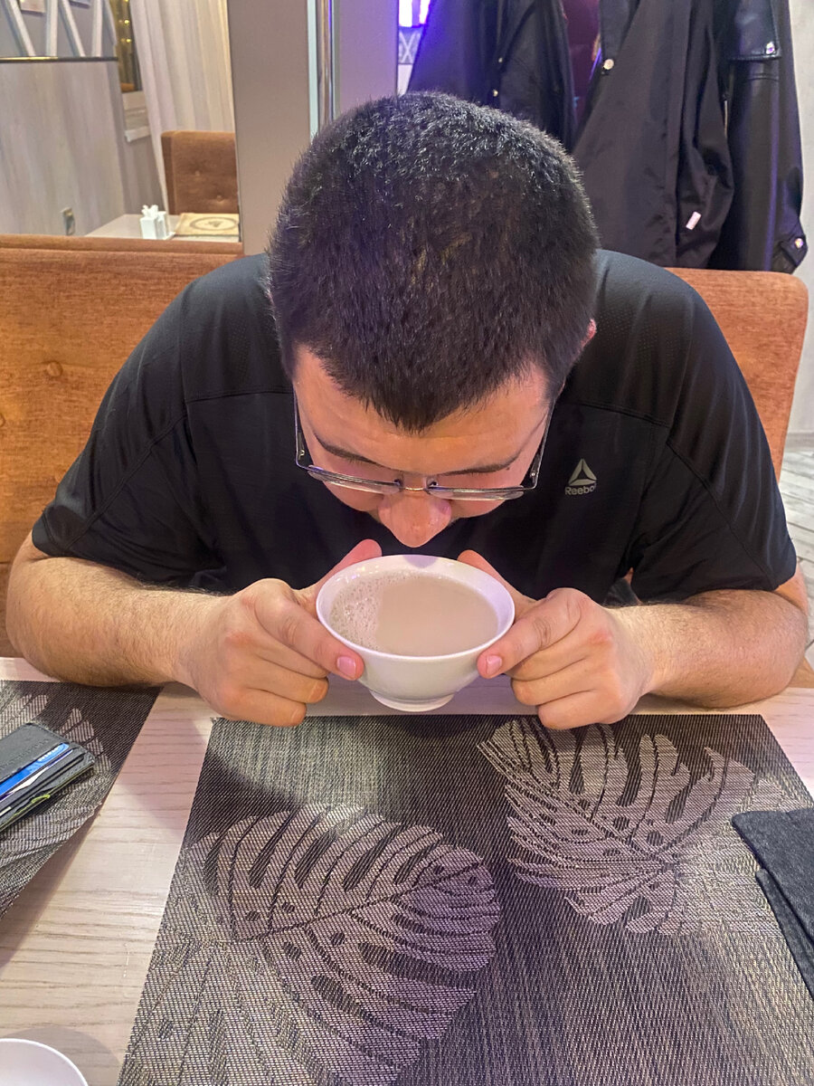 Чай Джомба в кафе «Спутник». Фото: авторское