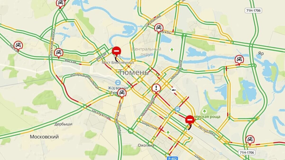     Тюменские таксисты продолжают держать высокие цены на поездки. В среднем поездка из микрорайонов в центр города сейчас стоит от 500 рублей. Стоимость услуги зависит от расстояния.