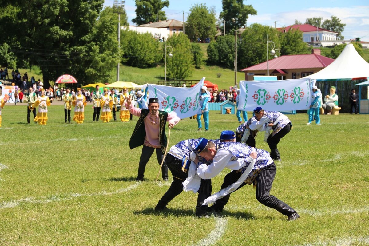Татарский праздник Сабантуй соревнования