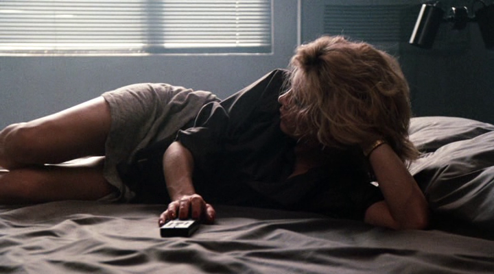 Кадр из фильма "Девять с половиной недель" (1986)