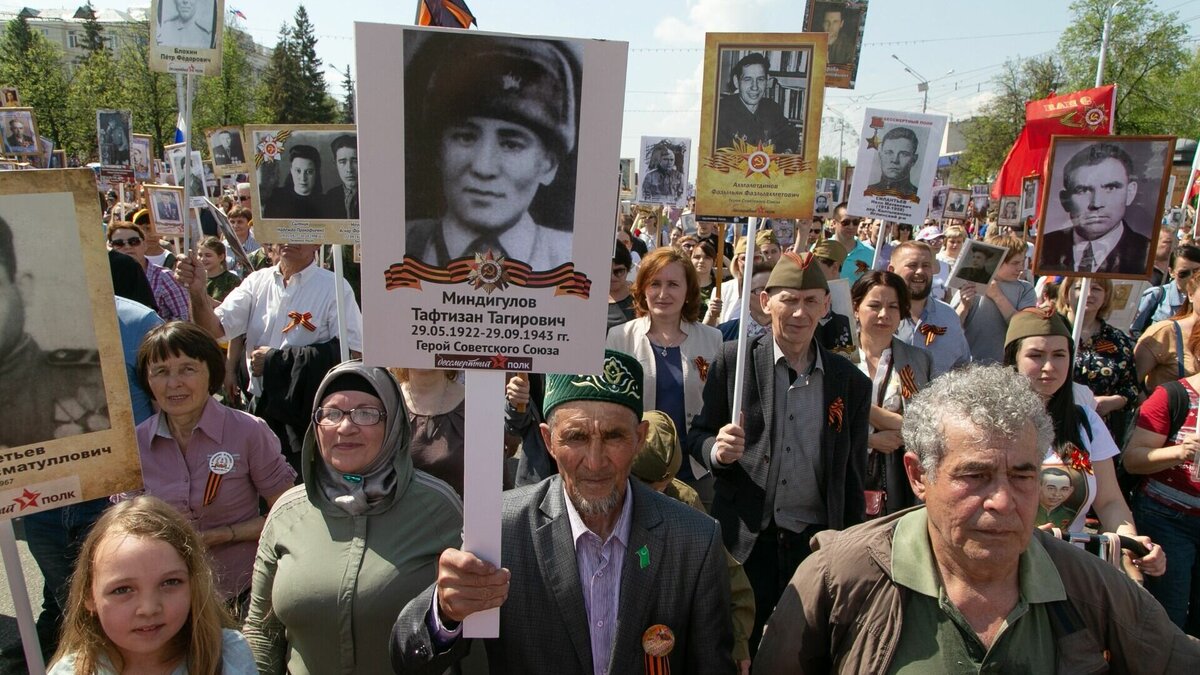 Ветераны в Бессмертном полку