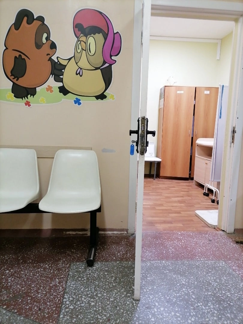 В 6.30 заняли очередь, чтобы 8.00 первыми попасть ко врачу