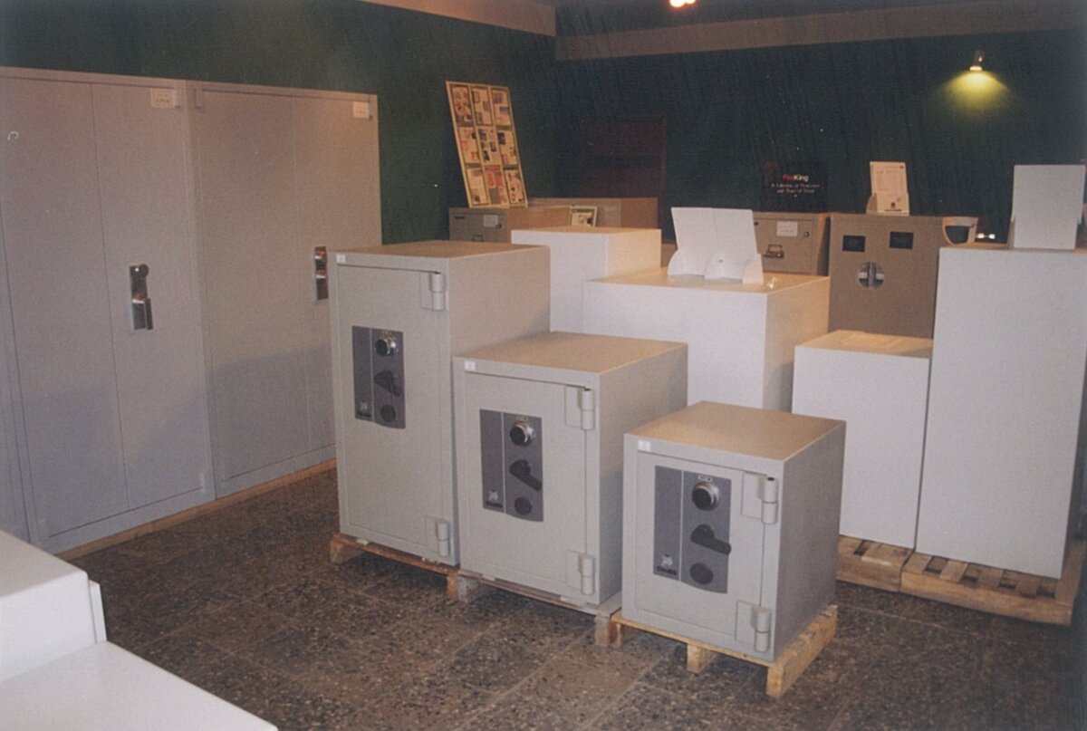 Правдивая история фирмы CHUBB | Настоящие сейфы ТРЕЗОР | Дзен