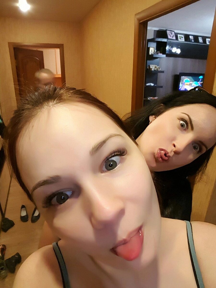 Сестры 😂