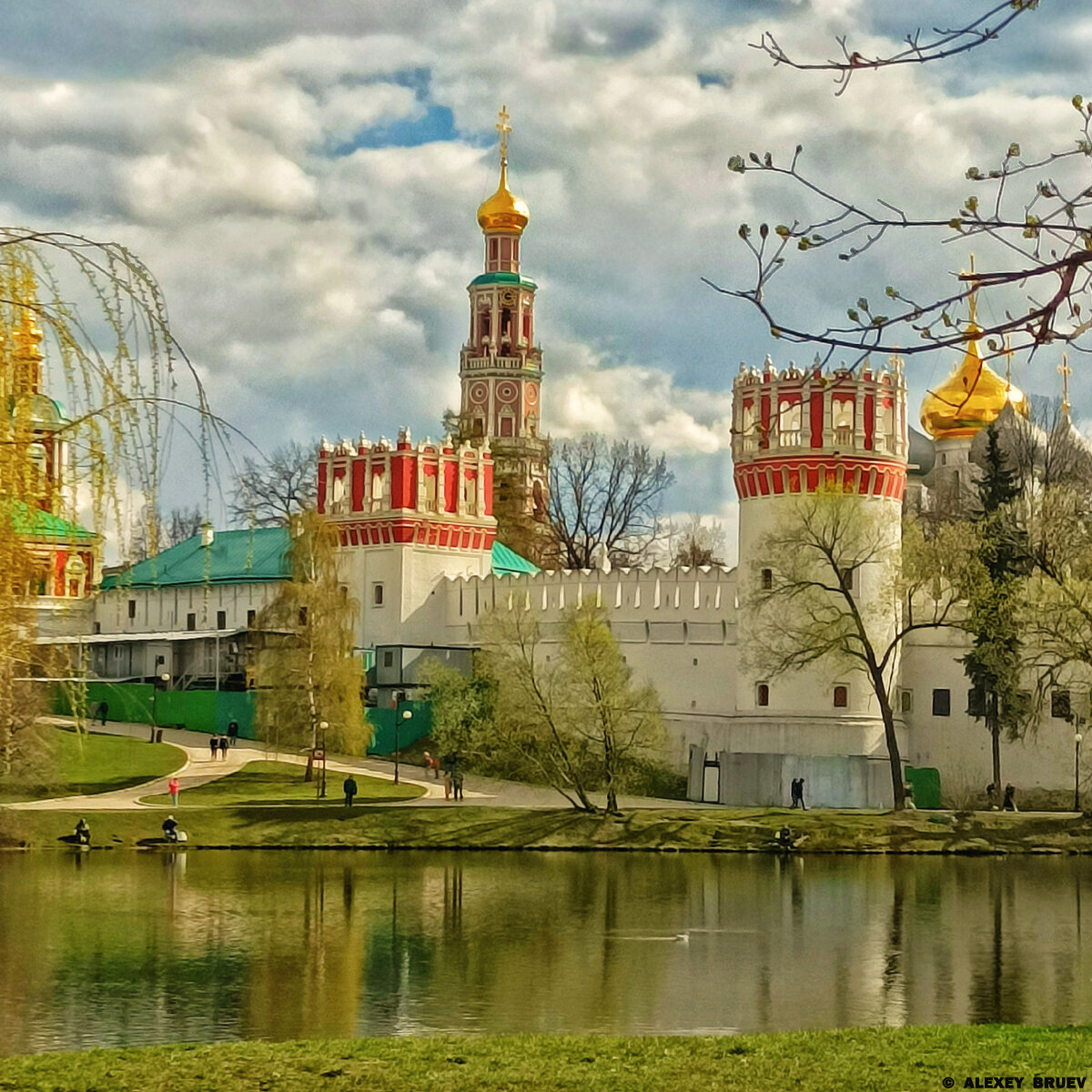 Новодевичий монастырь, Москва