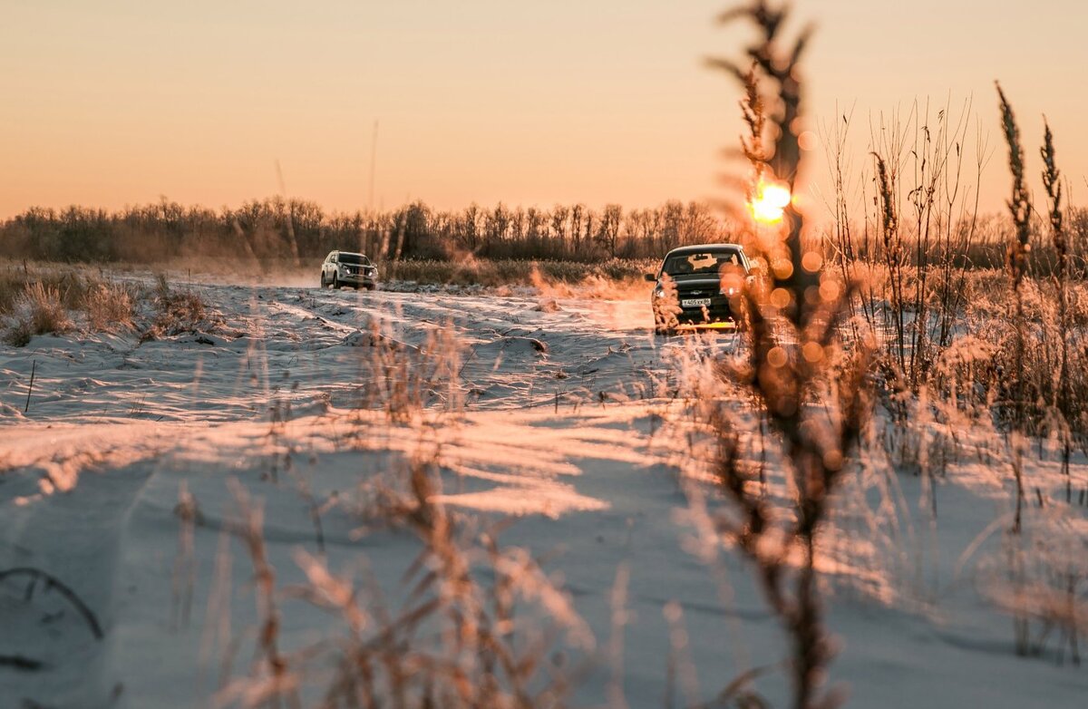    Жители Югры продолжают попадать в неприятности при выезде на лед