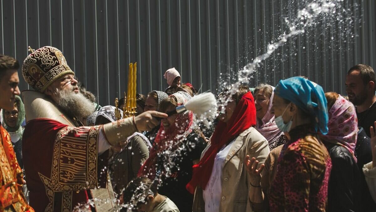     В Ростове-на-Дону богослужения в честь Пасхи пройдут в 55 храмах города, сообщили в мэрии.