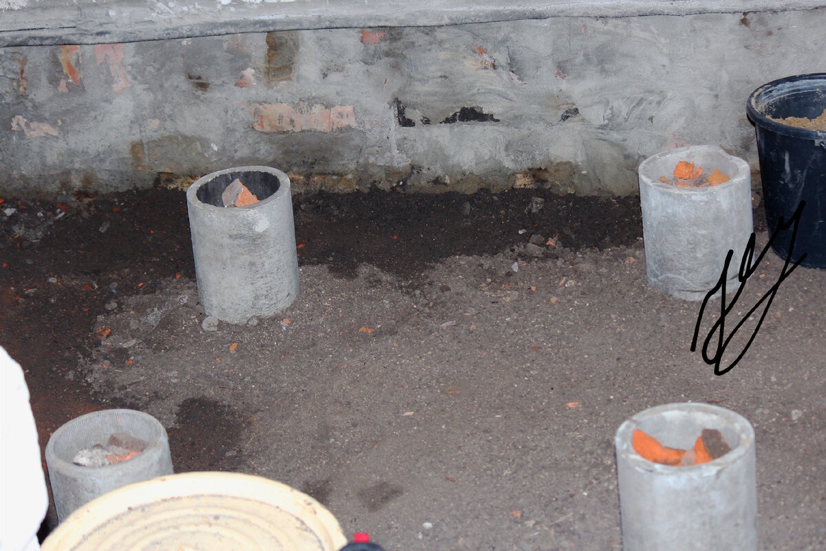 Фото автора. Готовые столбики, остальные 2 остались за кадром)