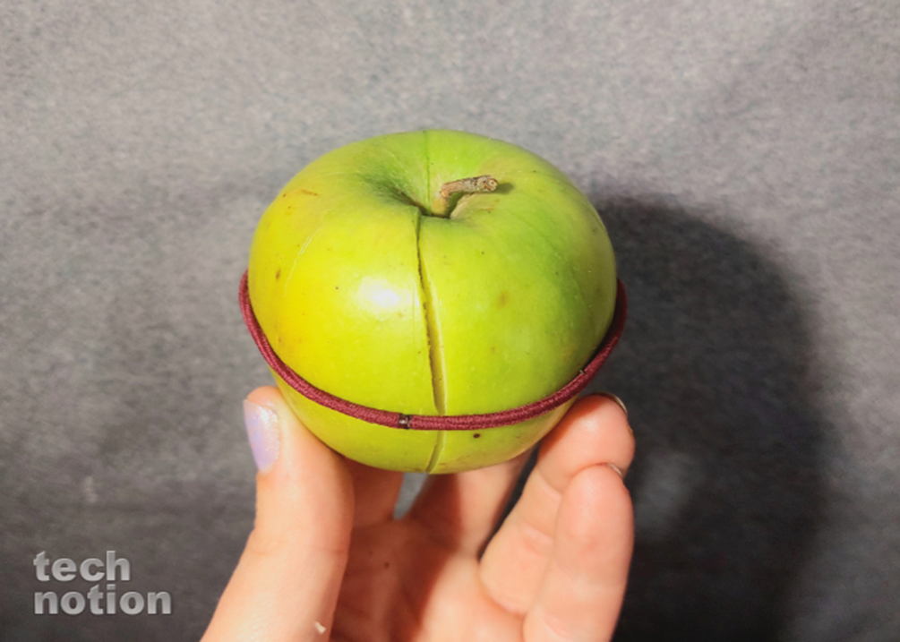 Берём с собой уже нарезанные яблоки / Изображение: дзен-канал technotion