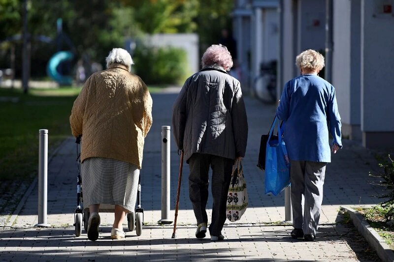 Правительство скрывает от нас страшную статистику смертности пожилых людей после выхода на пенсию