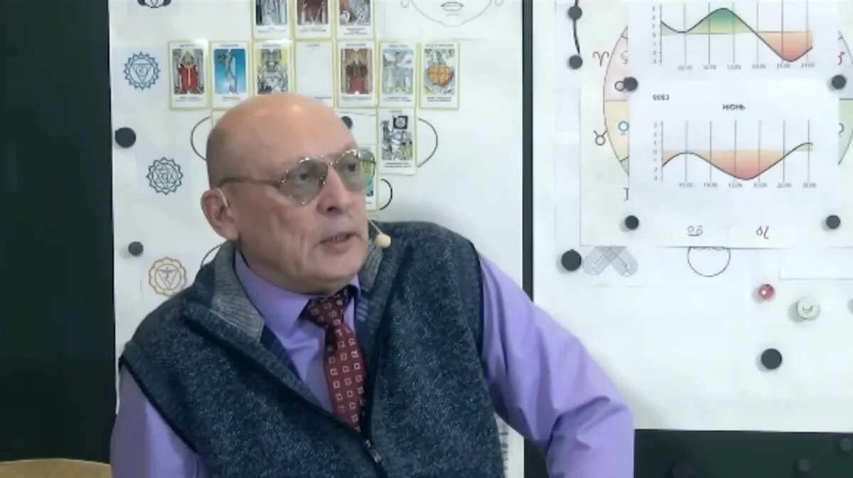 Александр Зараев дал прогноз на июнь-2023. Фото: скрин из видео YouTube-канал  «Александр Зараев Гороскопы/Прогнозы/Астрология»