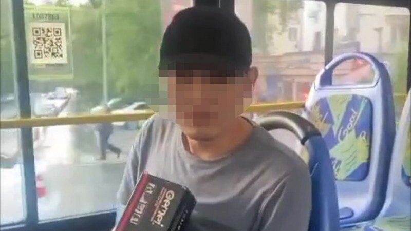    Кадр видео press.kz