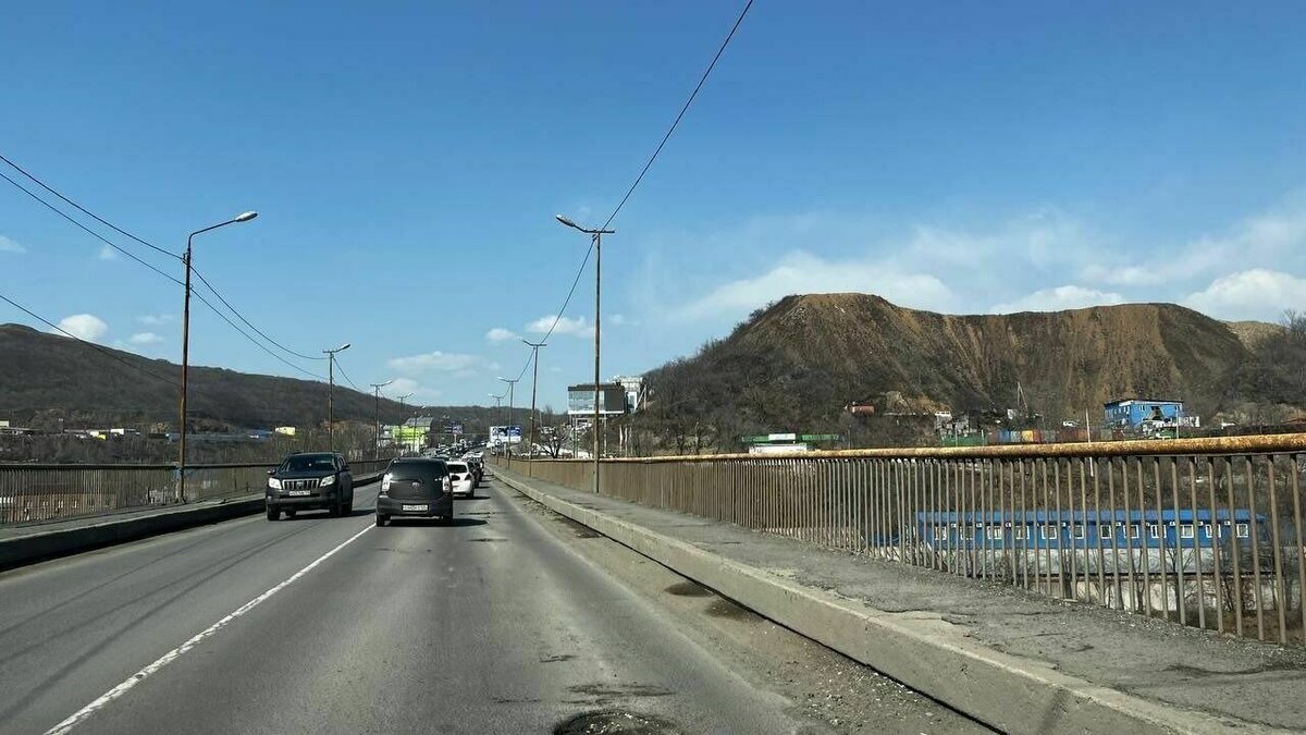     Во Владивостоке закончили работу над проектом реконструкции Рудневского моста. Сейчас власти города приступили к изысканию финансов на ремонт, заявил Шестаков в докладе о работе мэрии в 2022 году.
