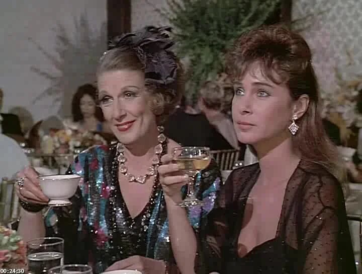 "Сверкающий цианид"