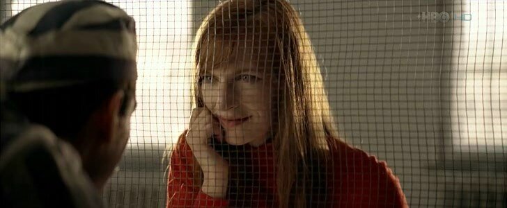 Сестра Рети - единственная, кто верит в его невиновность, даже несмотря на то, что он говорит, будучи в заключении. 