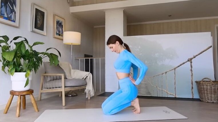 6 главных причин выпирающего живота | Yoga Roggelin онлайн школа йоги ...