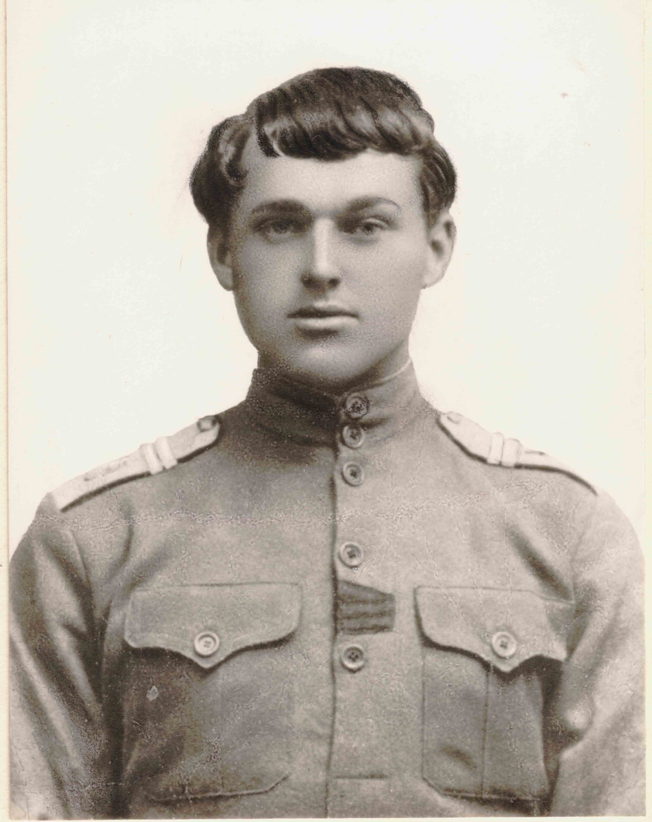 Унтер-офицер Рокоссовский в 1916 году. Фотография в свободном доступе.