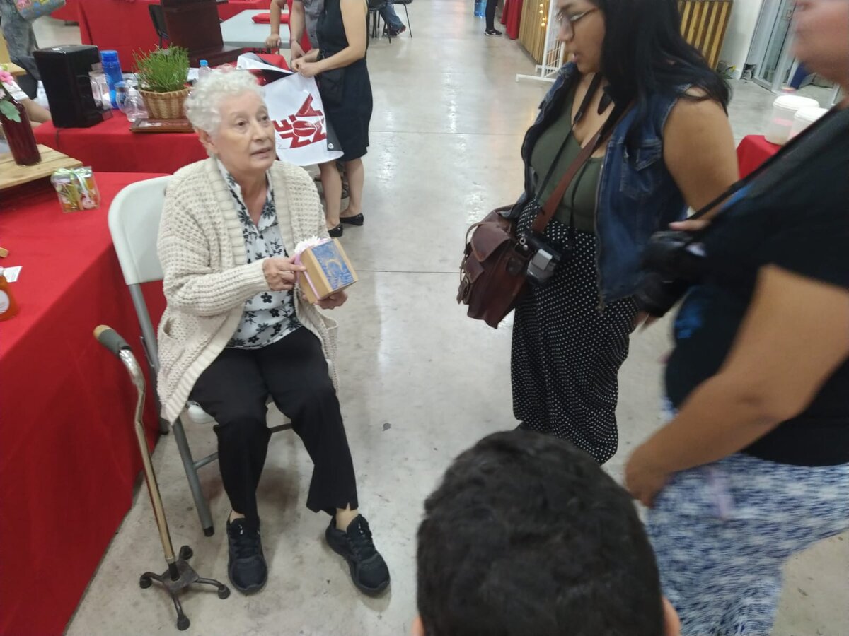 Её довольно часто приезжает снимать местное телевидение. 2023 год.