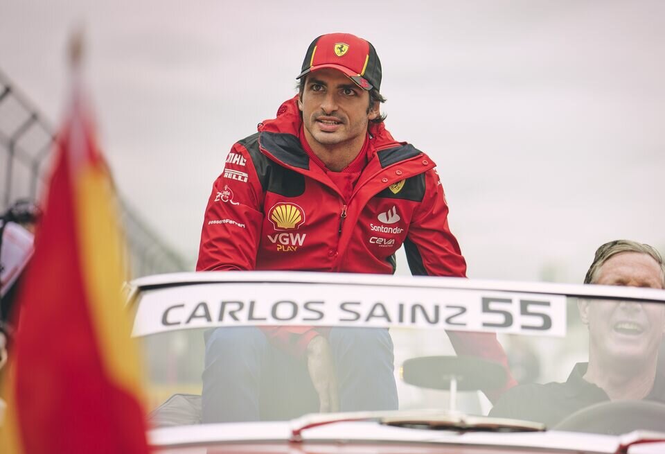 Ferrari Sainz CAPLOS Постер