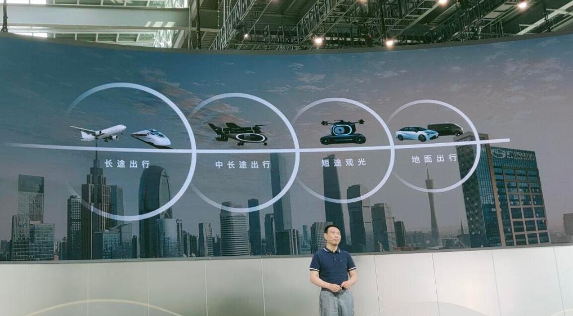    Автомобиль-трансформер GAC может взлетать на высоту до 120 метров [ВИДЕО]