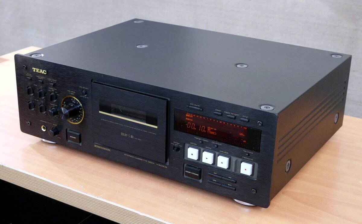 Teac V-6030S