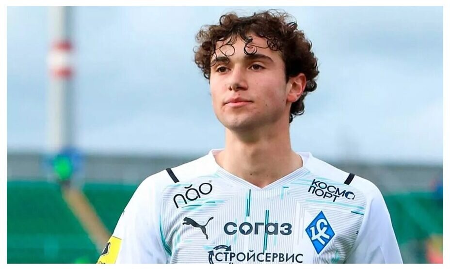    Коваленко может продолжить карьеру в Санкт-Петербурге. Фото: соцсети ФК «Крылья Советов»