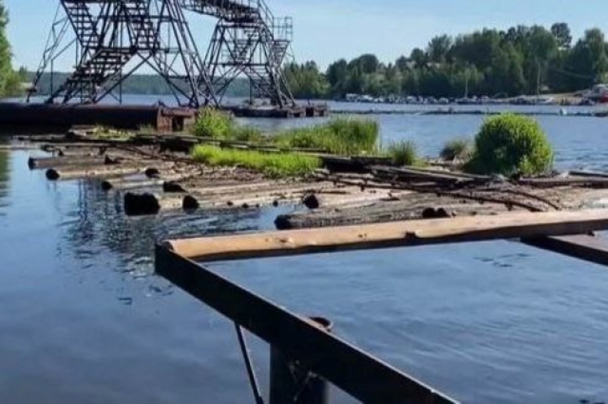    В Прикамье смыло мост и люди оказались отрезанными от социальных объектов