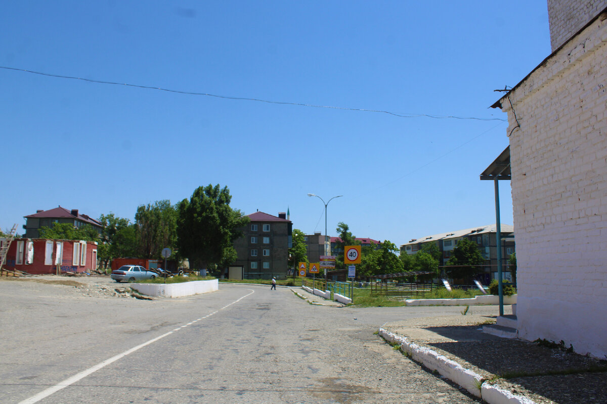 Поселок Дубки в Дагестане, который удивит любого приезжего. Возник в  советское время и не похож ни на одно дагестанское село | Под зонтиком |  Дзен